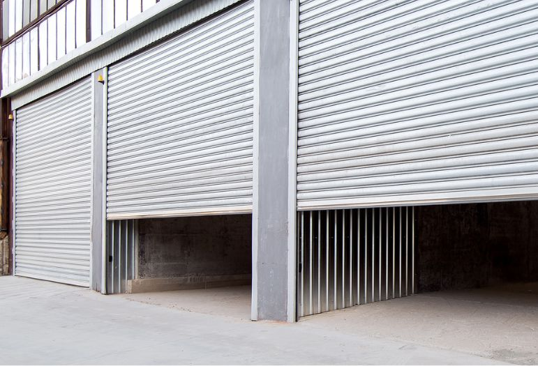 Insulated steel sectional door